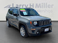 2022 Jeep Renegade Latitude 4X4! FACTORY CERTIFIED WARRANTY