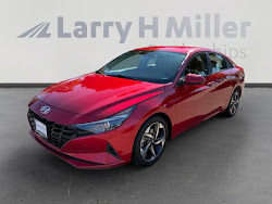 2023 Hyundai Elantra SEL FUEL SIPPER!