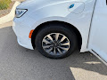 2023 Chrysler Pacifica Hybrid Limited BIG MPG'S!