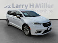 2023 Chrysler Pacifica Hybrid Limited BIG MPG'S!
