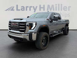 2024 GMC Sierra 2500HD SLT 4WD! LOADED! LOW MILES!