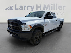 2016 RAM 2500 Tradesman 4WD! LOW MILES!