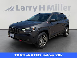 2020 Jeep Cherokee Trailhawk SUPER CLEAN!