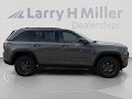 2027 Jeep Grand Cherokee Laredo Altitude