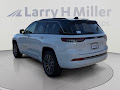 2027 Jeep Grand Cherokee Summit